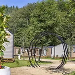 Cocoon 4p 2bdrms Airconpremium *