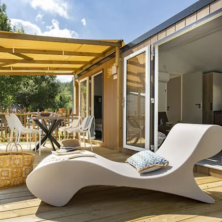 Cocoon 44p 2bdrms Airconpremium