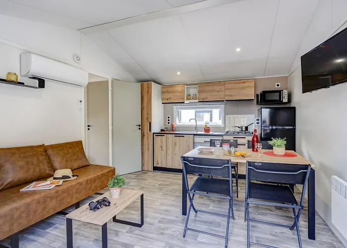 Cocoon 44p 2bdrms Airconpremium * גרופונט