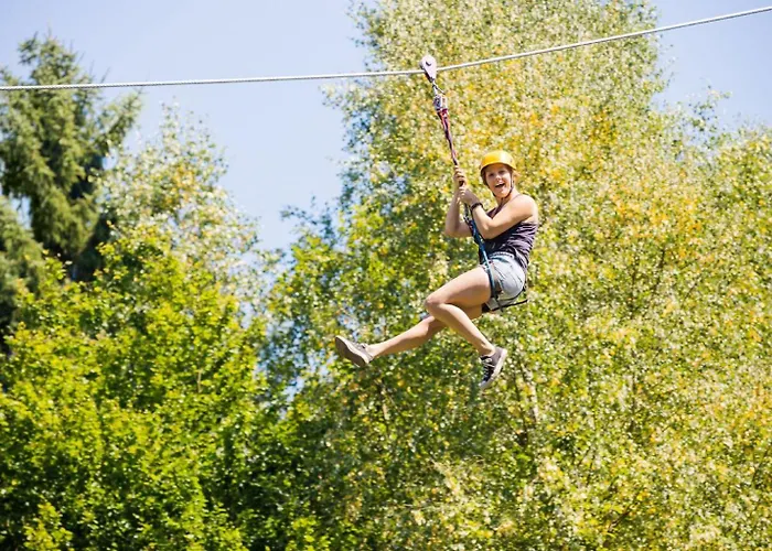 אתר קמפינג Cocoon 44p 2bdrms Airconpremium